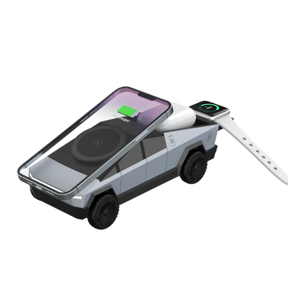 iPhone oplades på CyberDock+’s topoverflade